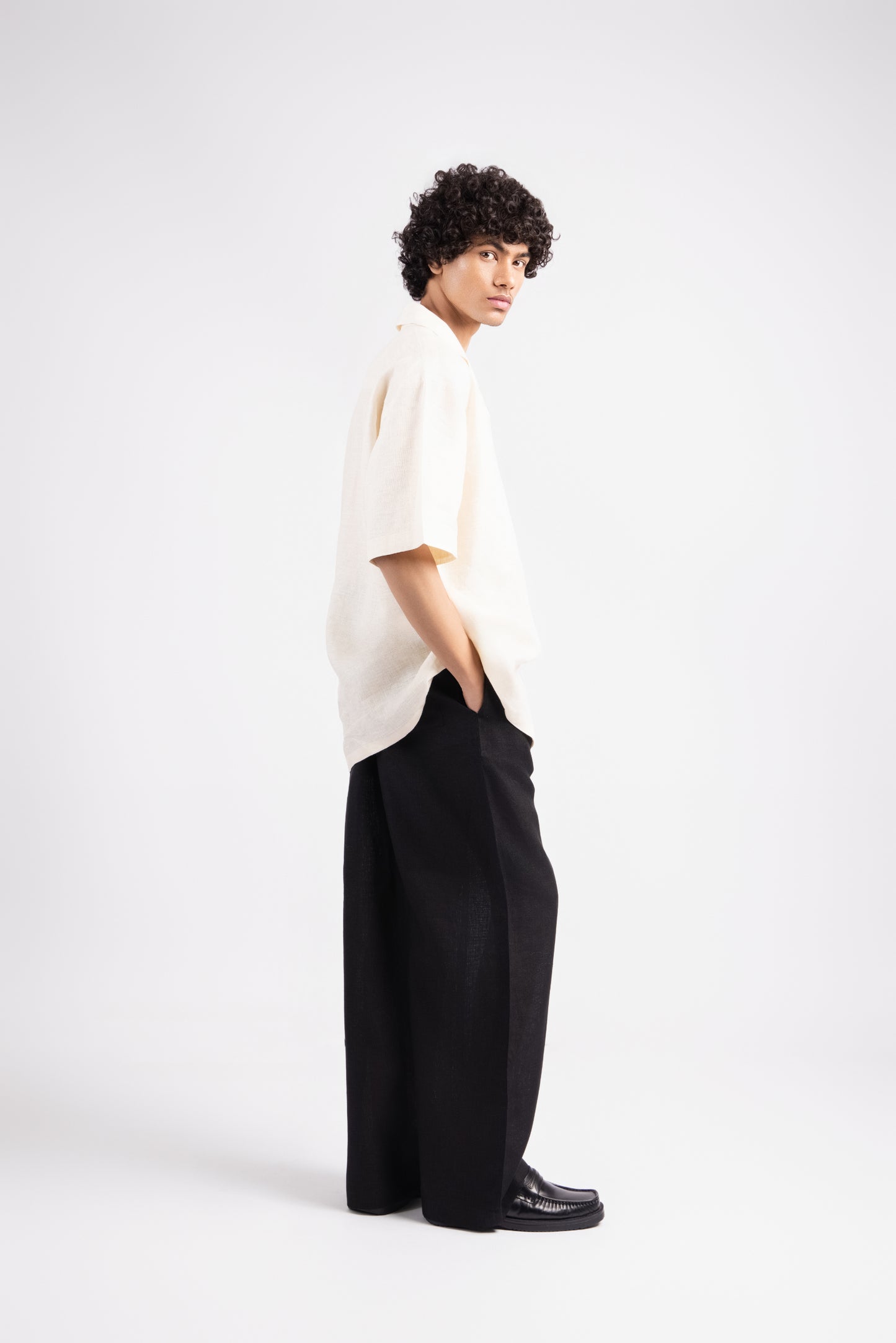 Linen Relaxed Fit Trousers - Black