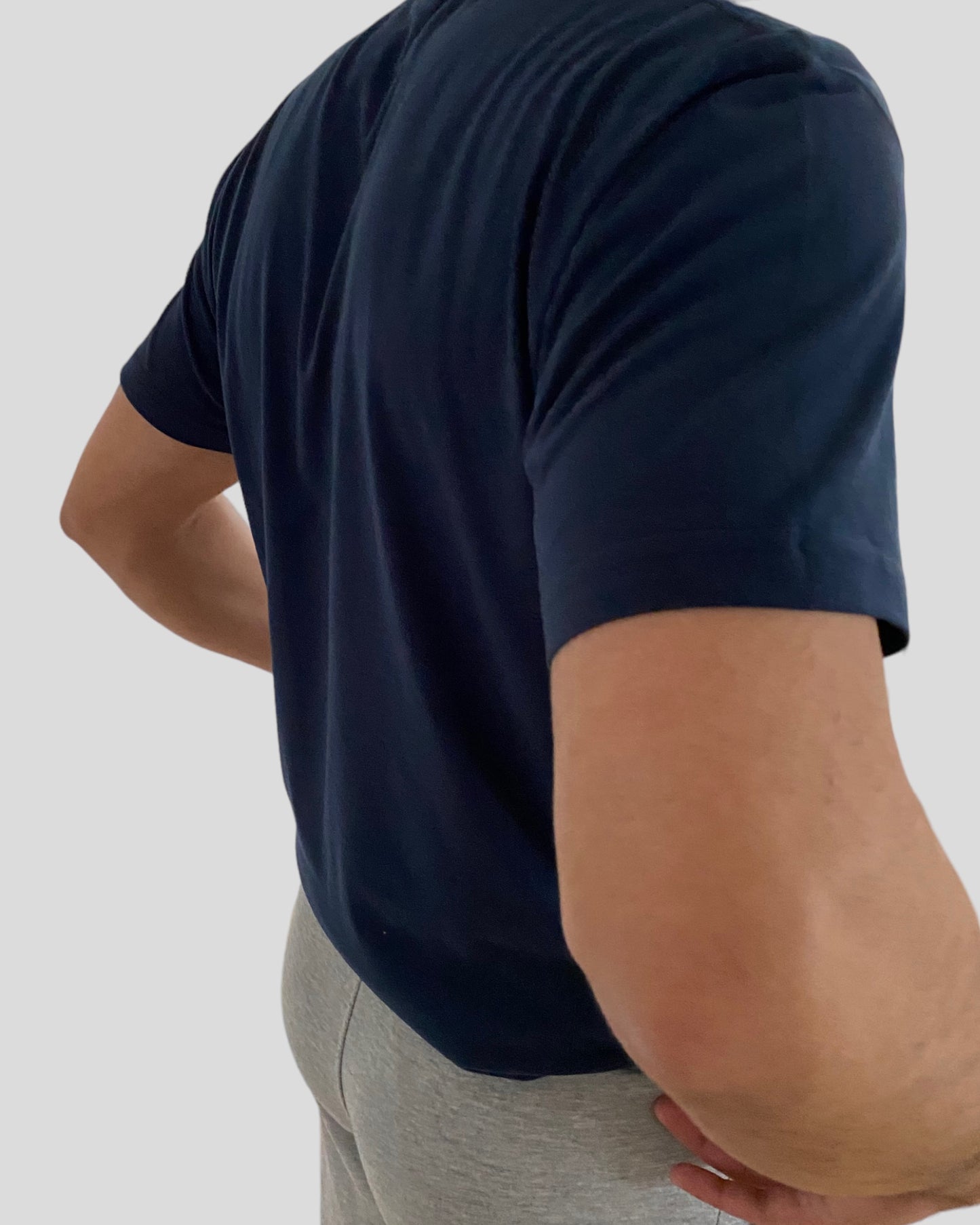 GAC ESSENTIAL IN NAVY BLUE